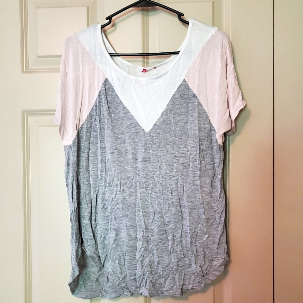 large colorblock t-shirt